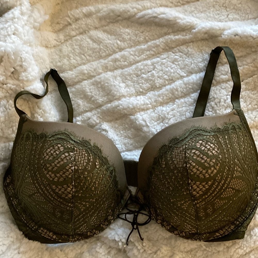 Elegant Olive Lace Bra
